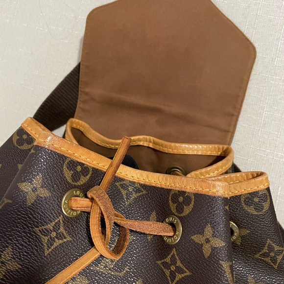 ❌SOLD❌ Louis Vuitton Montsouris GM backpack - Picture 14 of 16